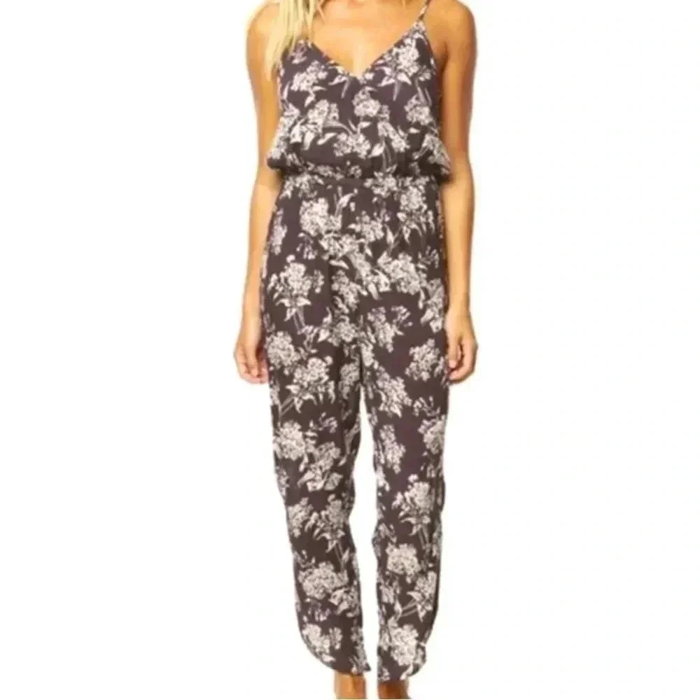 O’Neill White Floral Jumpsuit |size XS